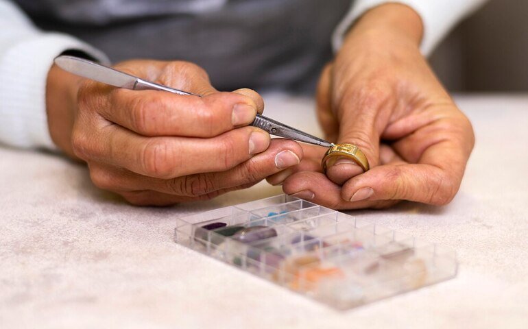 Gemologist Level 5 Advanced Diploma