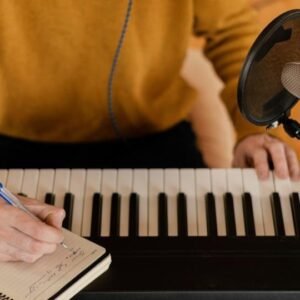 ABRSM Sight Reading Bootcamp: Piano, Voice & Strings Course Thumbnail