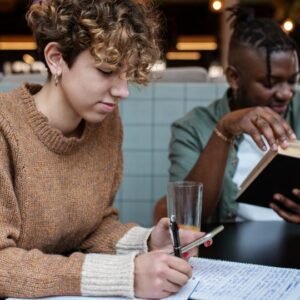 ESOL Entry 3: Reading and Writing for Daily Life Course Thumbnail